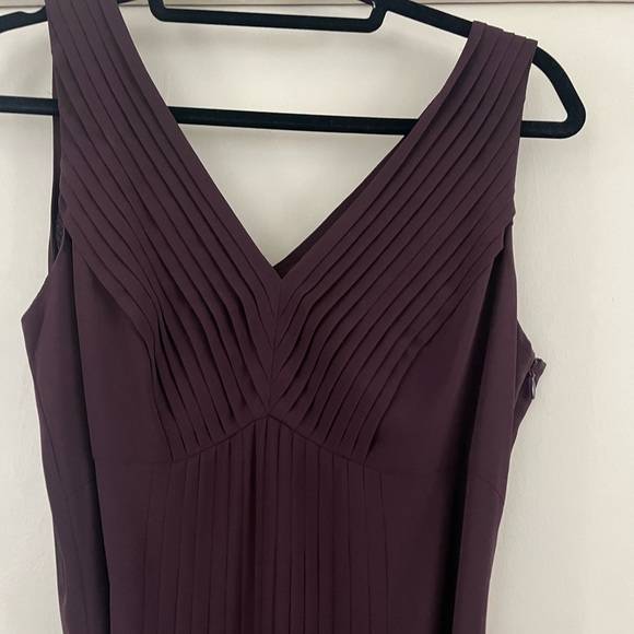 Ann Taylor Loft pleated v-neck sleeveless dress size 10 - Picture 2 of 6